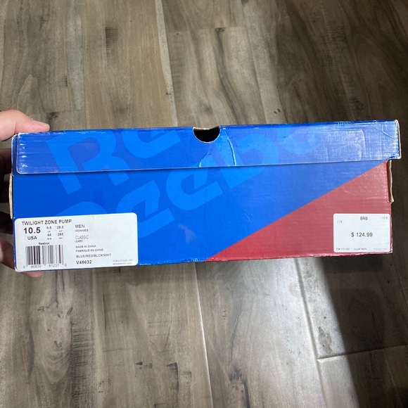 Reebok Twilight Pumps in like new men’s 10.5 - Picture 15 of 16